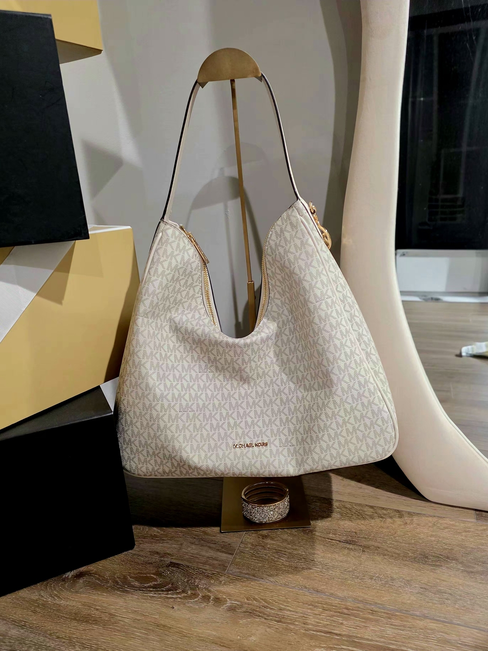 Michael Kors Cream White Logo-Print Shoulder Hobo Bag